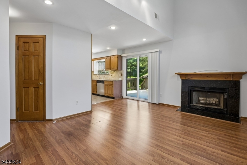 8 Faesch Ct Property Photo 7