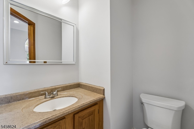 8 Faesch Ct Property Photo 8