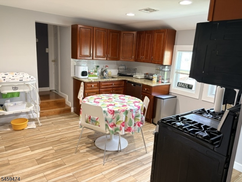 222 Boston Ave Property Photo 3