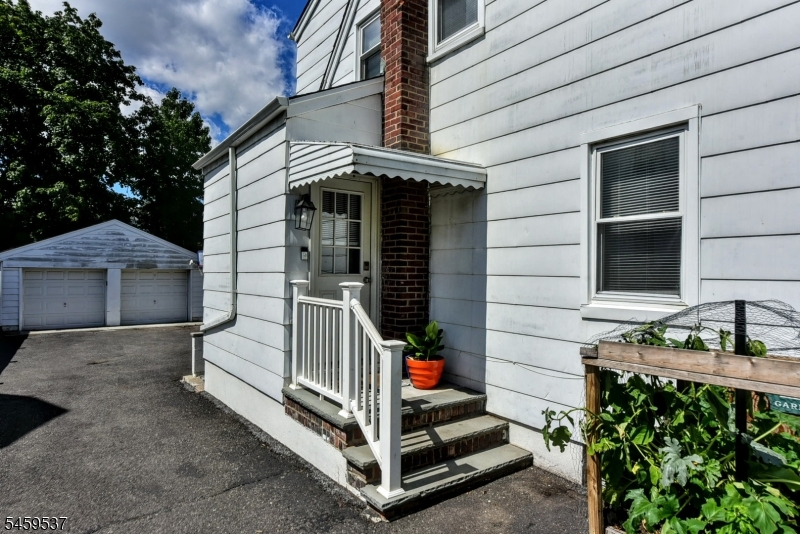 420 S Prospect Ave 1240 Property Photo 3