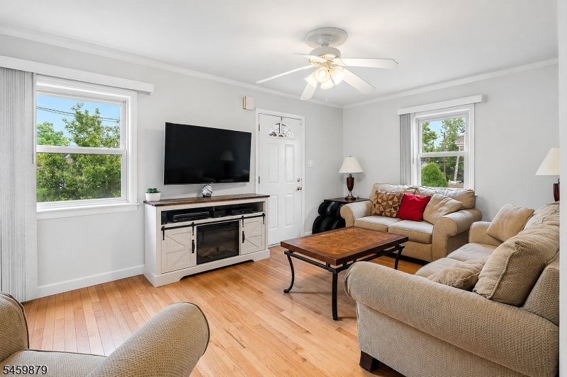 1601 Raritan Rd Property Photo 6
