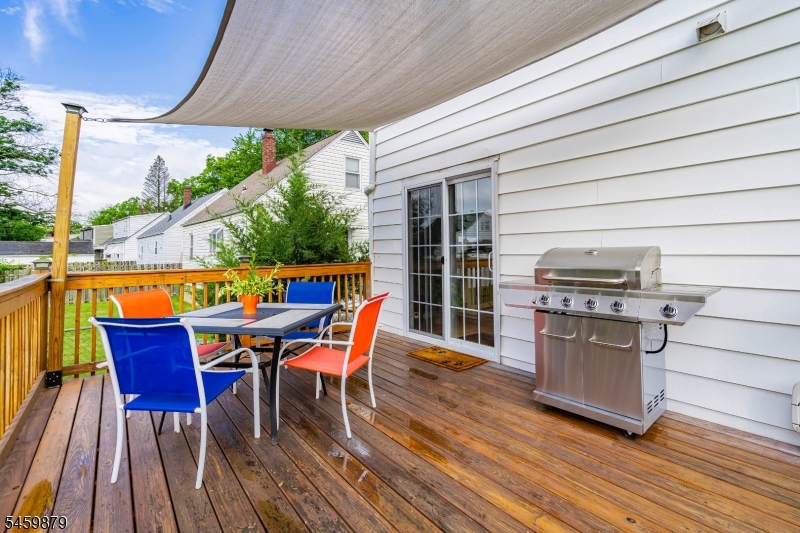 1601 Raritan Rd Property Photo 11