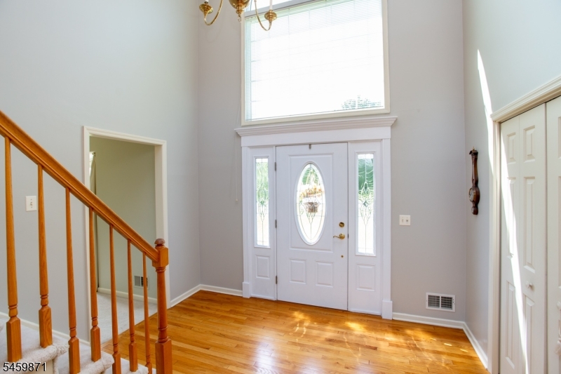 25 Farmhouse Rd Property Photo 6