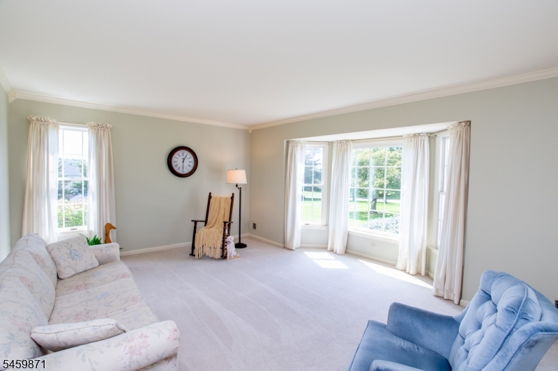 25 Farmhouse Rd Property Photo 8