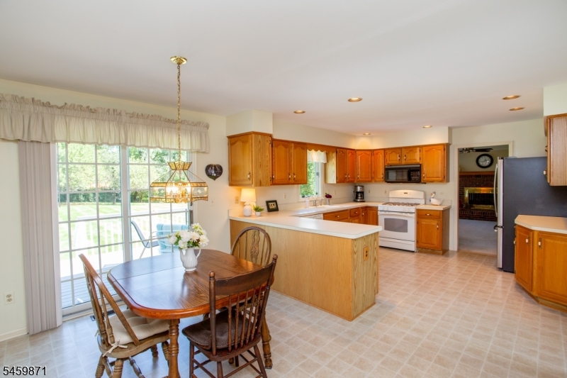 25 Farmhouse Rd Property Photo 12