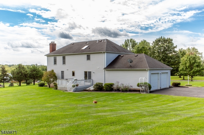 25 Farmhouse Rd Property Photo 38