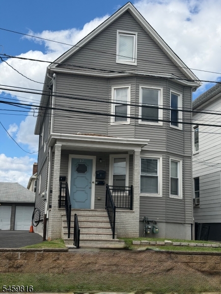 17 John St 3 Property Photo 1