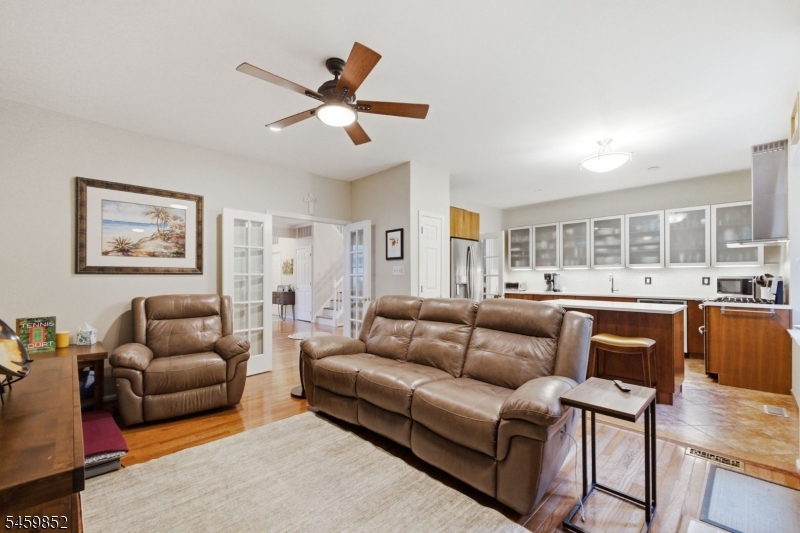 4 Hillside Ct Property Photo 15