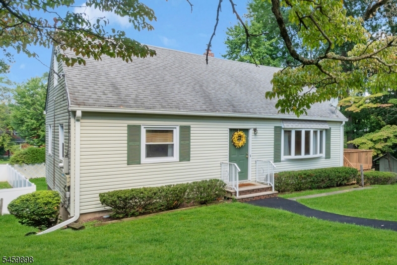 10 Park Ter Property Photo 3