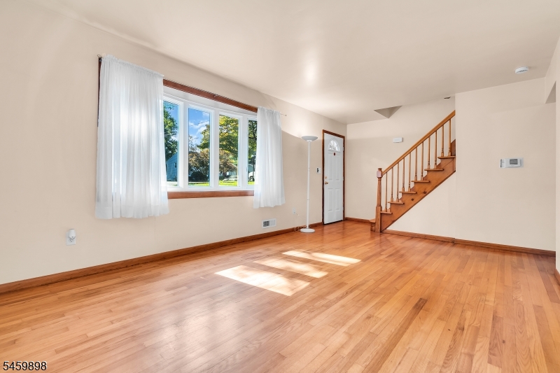 10 Park Ter Property Photo 9