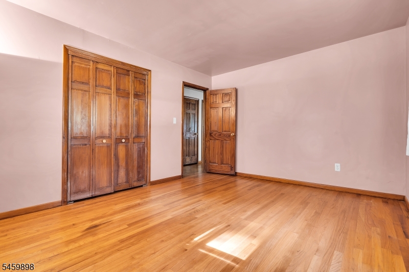 10 Park Ter Property Photo 15