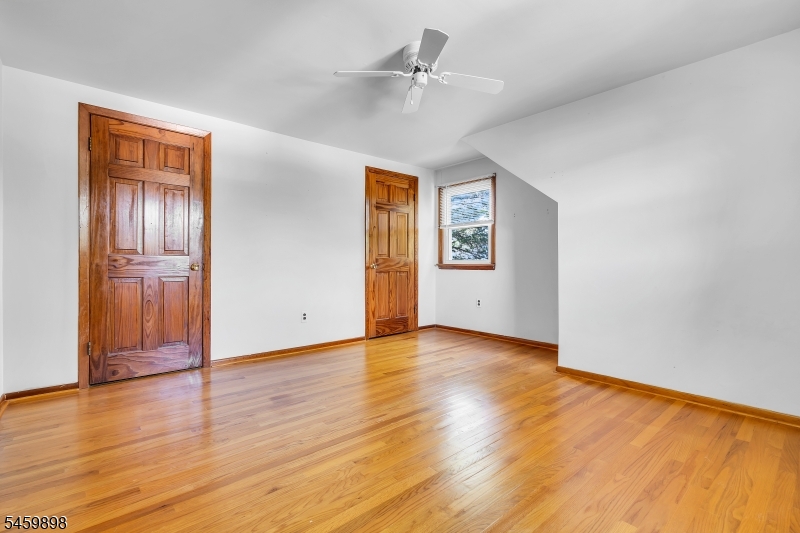 10 Park Ter Property Photo 20