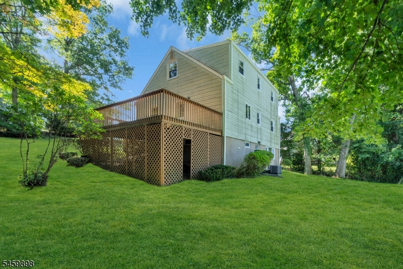 10 Park Ter Property Photo 32