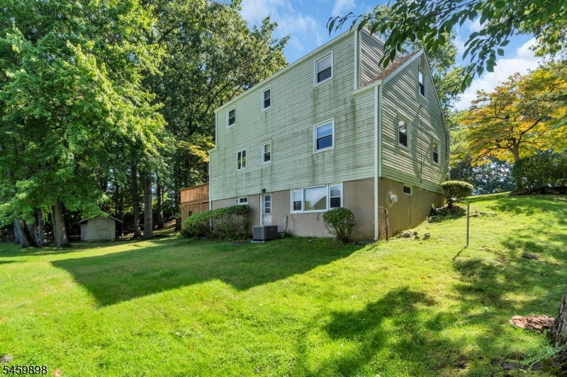 10 Park Ter Property Photo 34