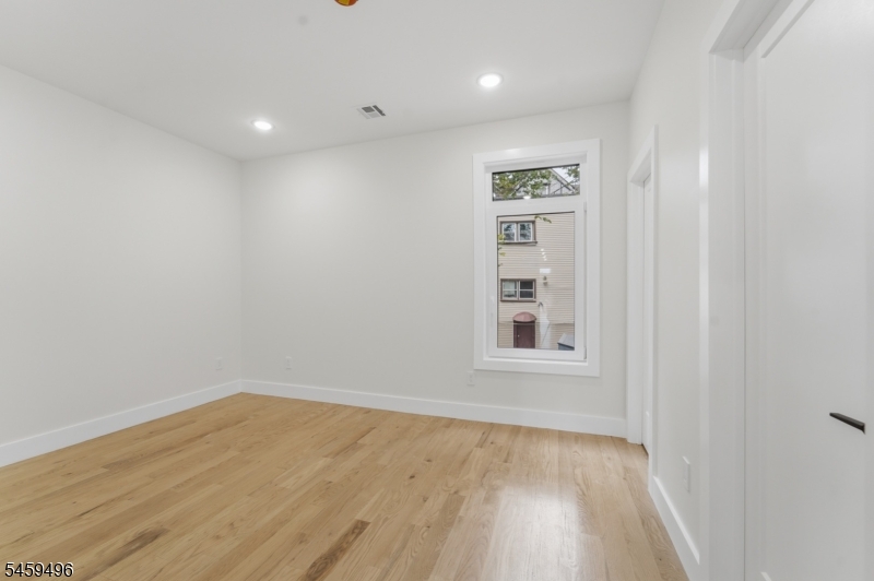 77 Brookside Ave Property Photo 33