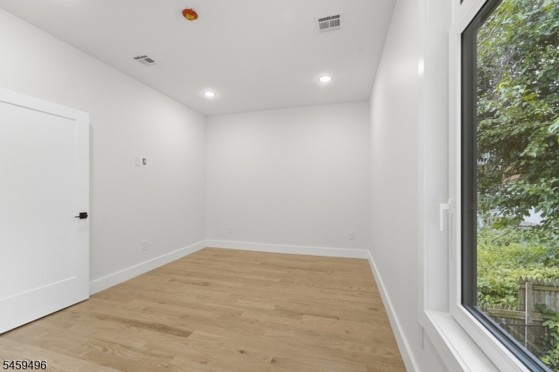 77 Brookside Ave Property Photo 35