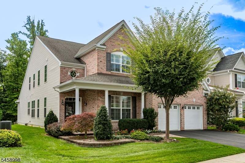 11 Bellingham Dr