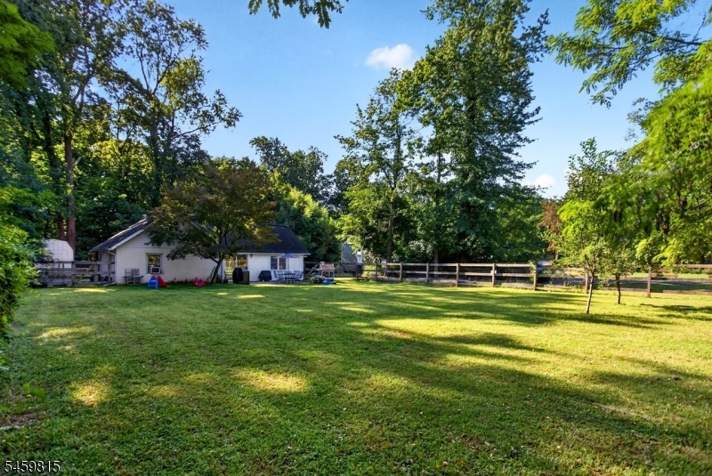 433 Wheeler Pl Property Photo 34