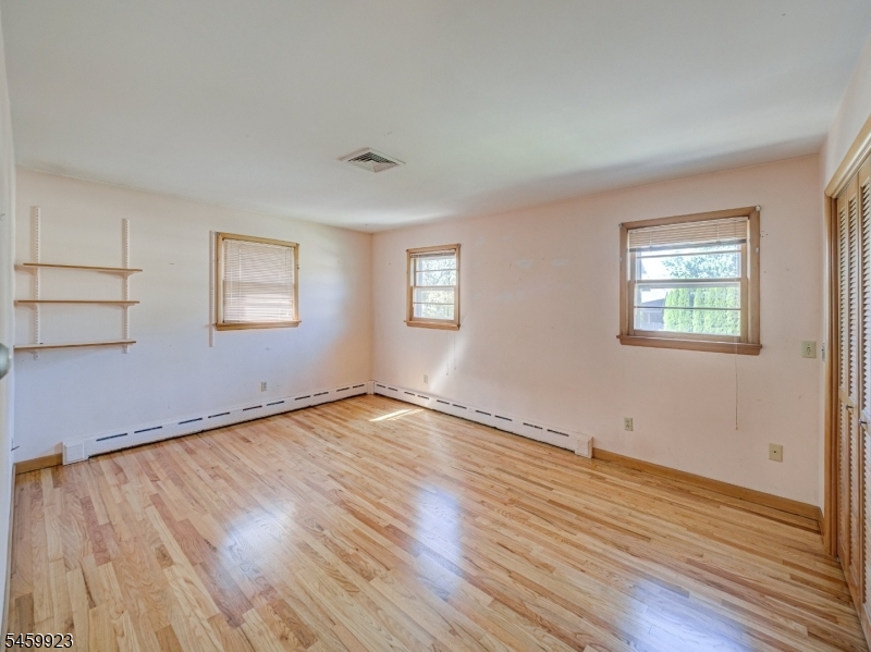 331 W Frech Ave Property Photo 14
