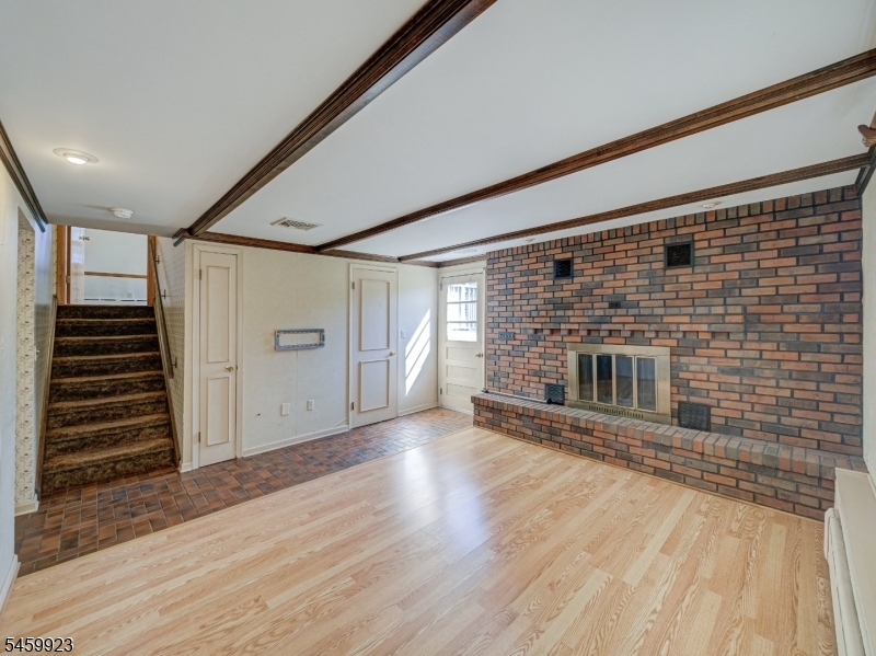 331 W Frech Ave Property Photo 19