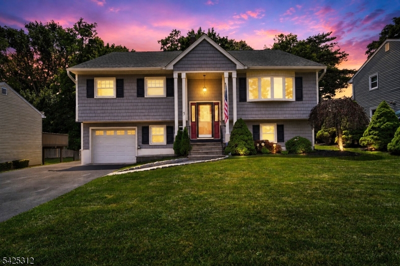 5 Butler Pl Property Photo 1