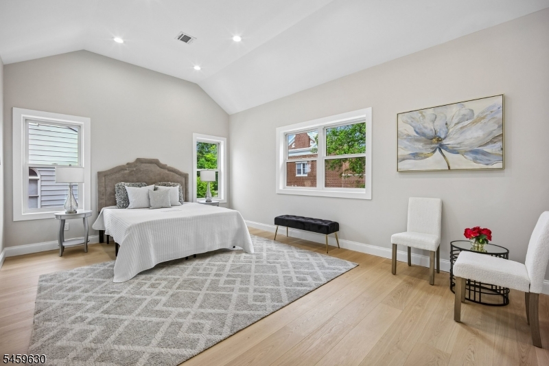 5 Briar Cliff Rd Property Photo 15