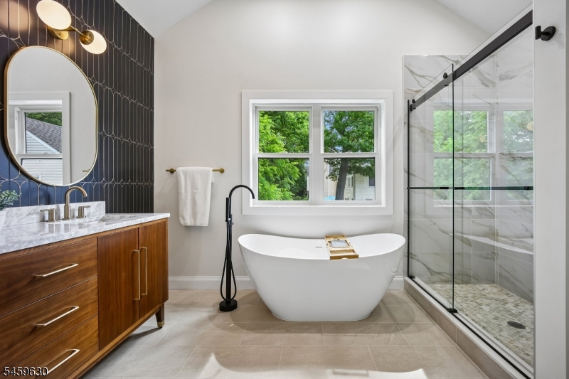 5 Briar Cliff Rd Property Photo 18