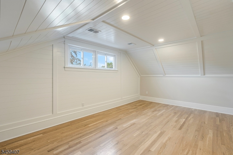 7 Mastogen Dr Property Photo 23
