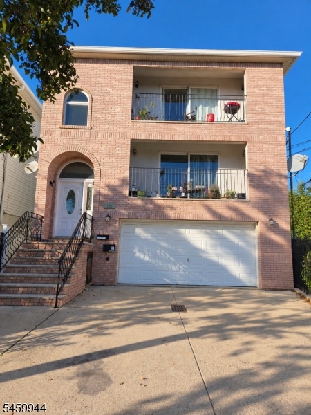 138 Malvern St Property Photo 2