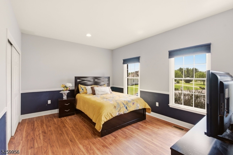 3 Longbow Ter Property Photo 29