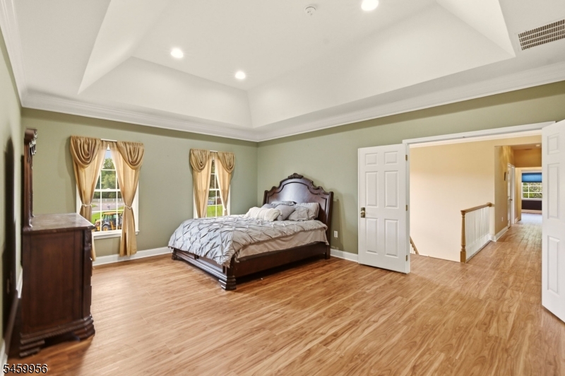 3 Longbow Ter Property Photo 32