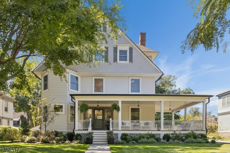 26 Appleton Pl Property Photo 1