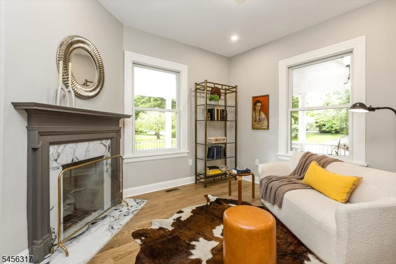 26 Appleton Pl Property Photo 6