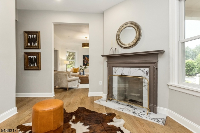 26 Appleton Pl Property Photo 7