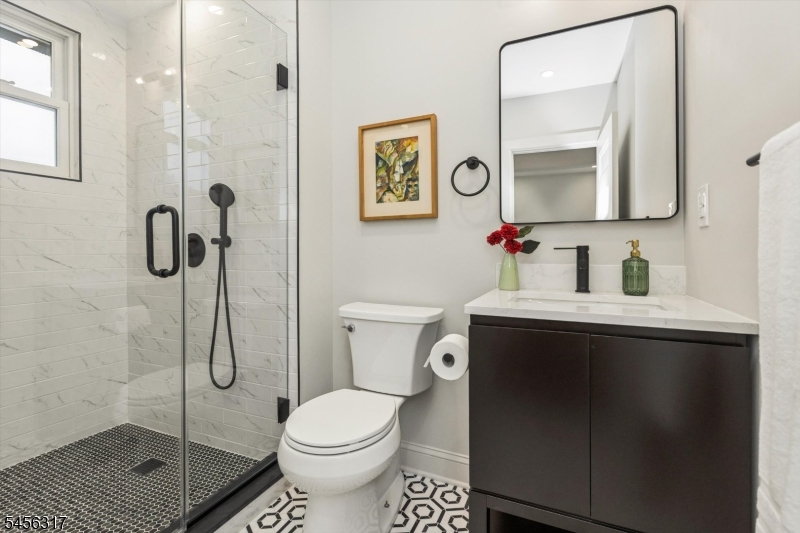 26 Appleton Pl Property Photo 36