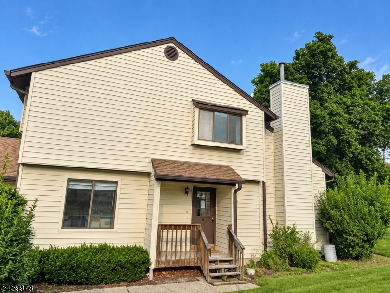 1 Oriole Ter Property Photo 1