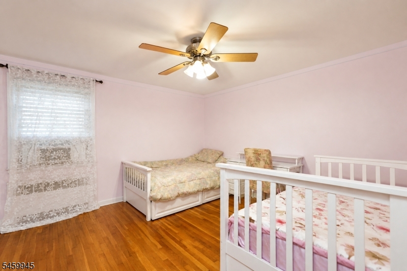 2522 Branford Ave Property Photo 15