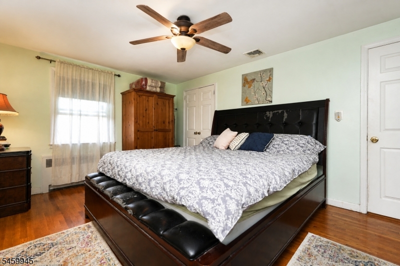 2522 Branford Ave Property Photo 22