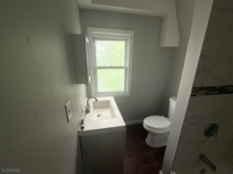 231 Amherst St Property Photo 3