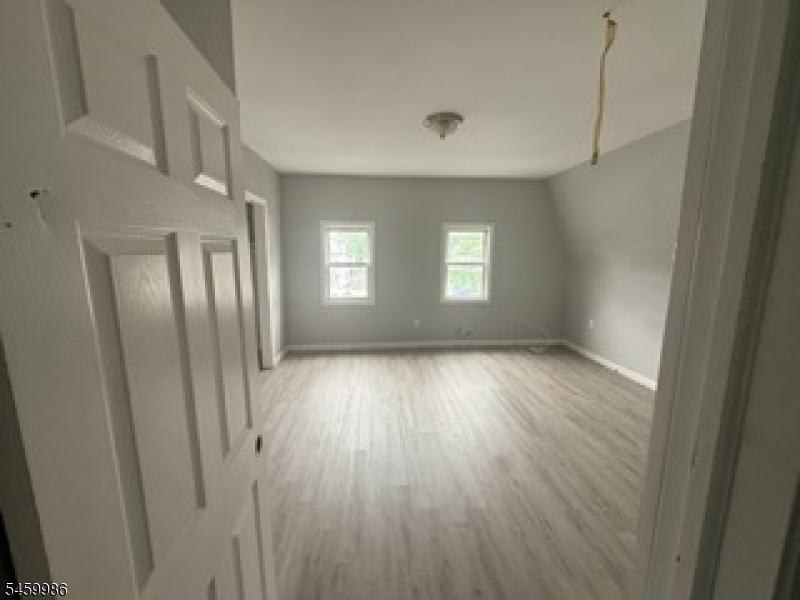 231 Amherst St Property Photo 12