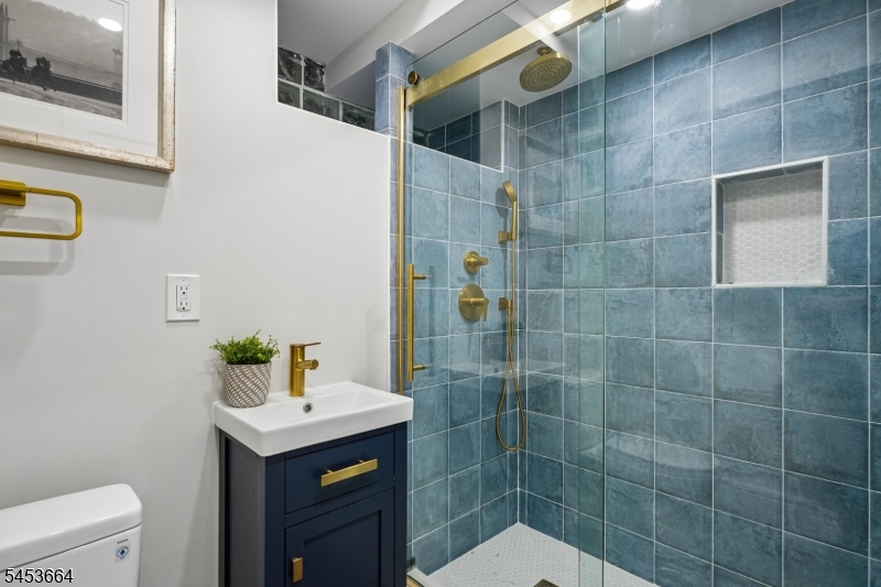 6 Edgehill Rd Property Photo 36