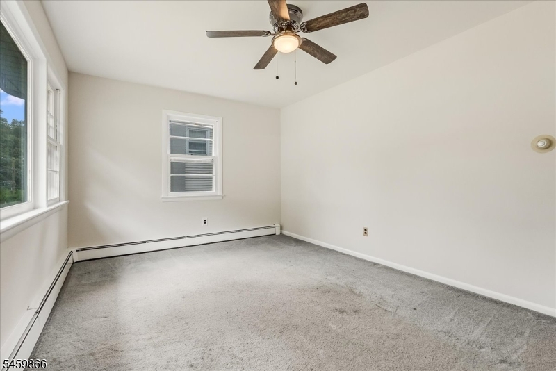 565 Dell Rd Property Photo 6