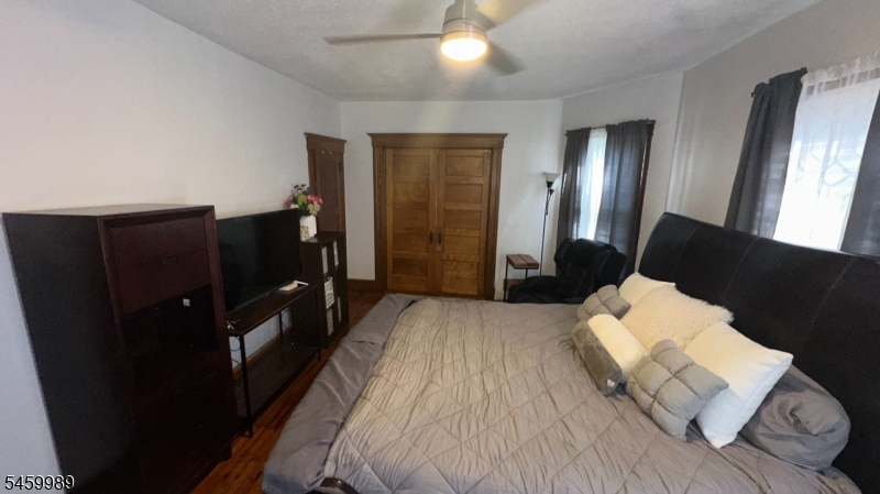 111 Summit Ave Property Photo 4