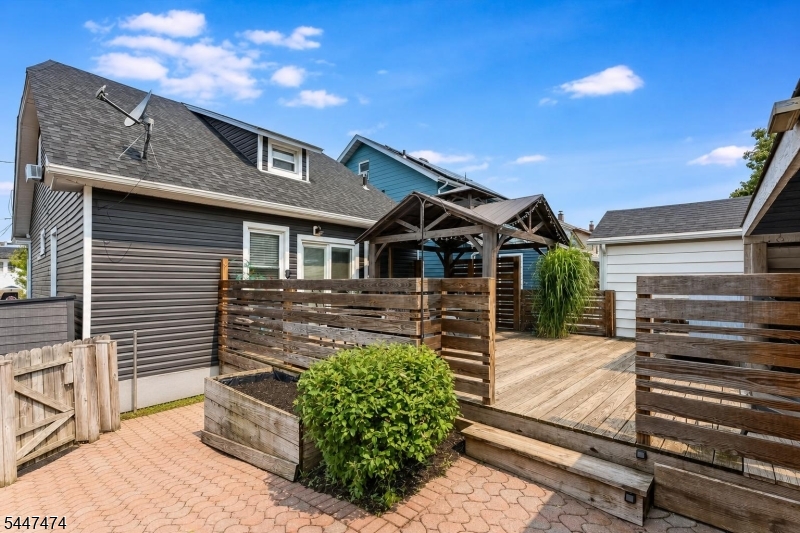 22 William St Property Photo 27