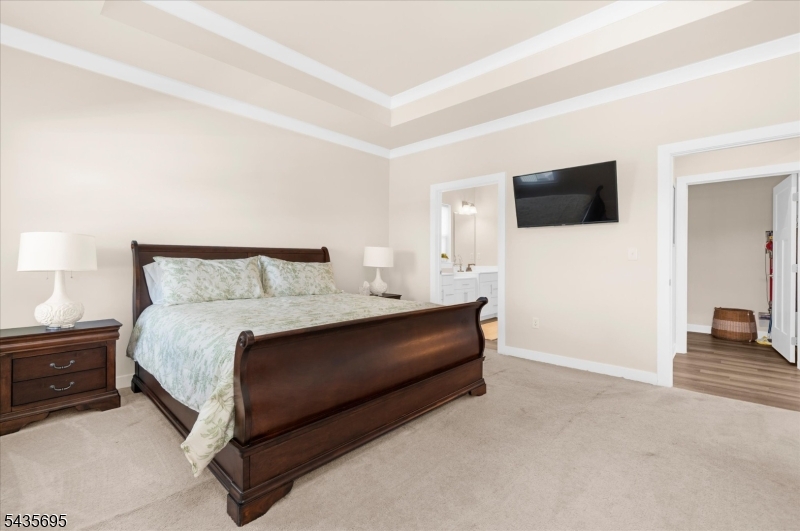 124 Club House Dr Property Photo 28