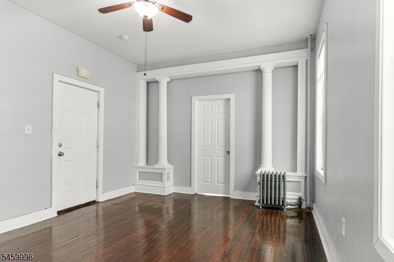564 Sanford Ave 1 Property Photo 1