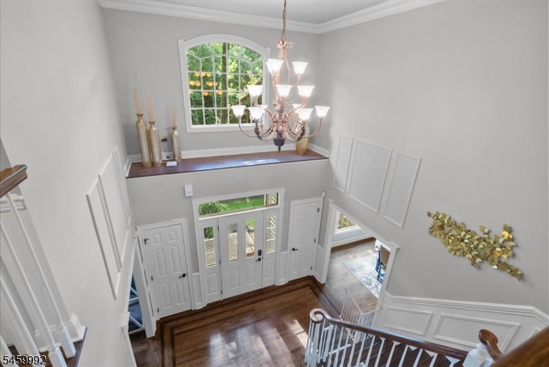 8 Goldfinch Run Property Photo 5