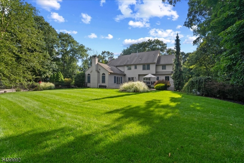 8 Goldfinch Run Property Photo 44