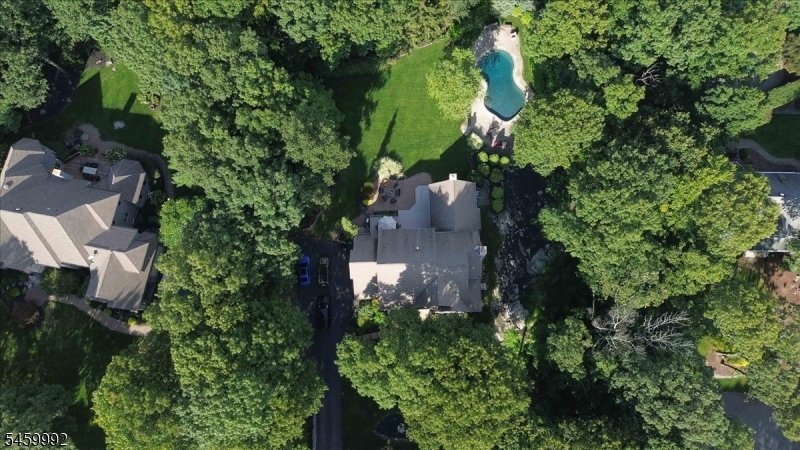 8 Goldfinch Run Property Photo 46