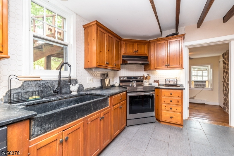 169 Route 627 Property Photo 8